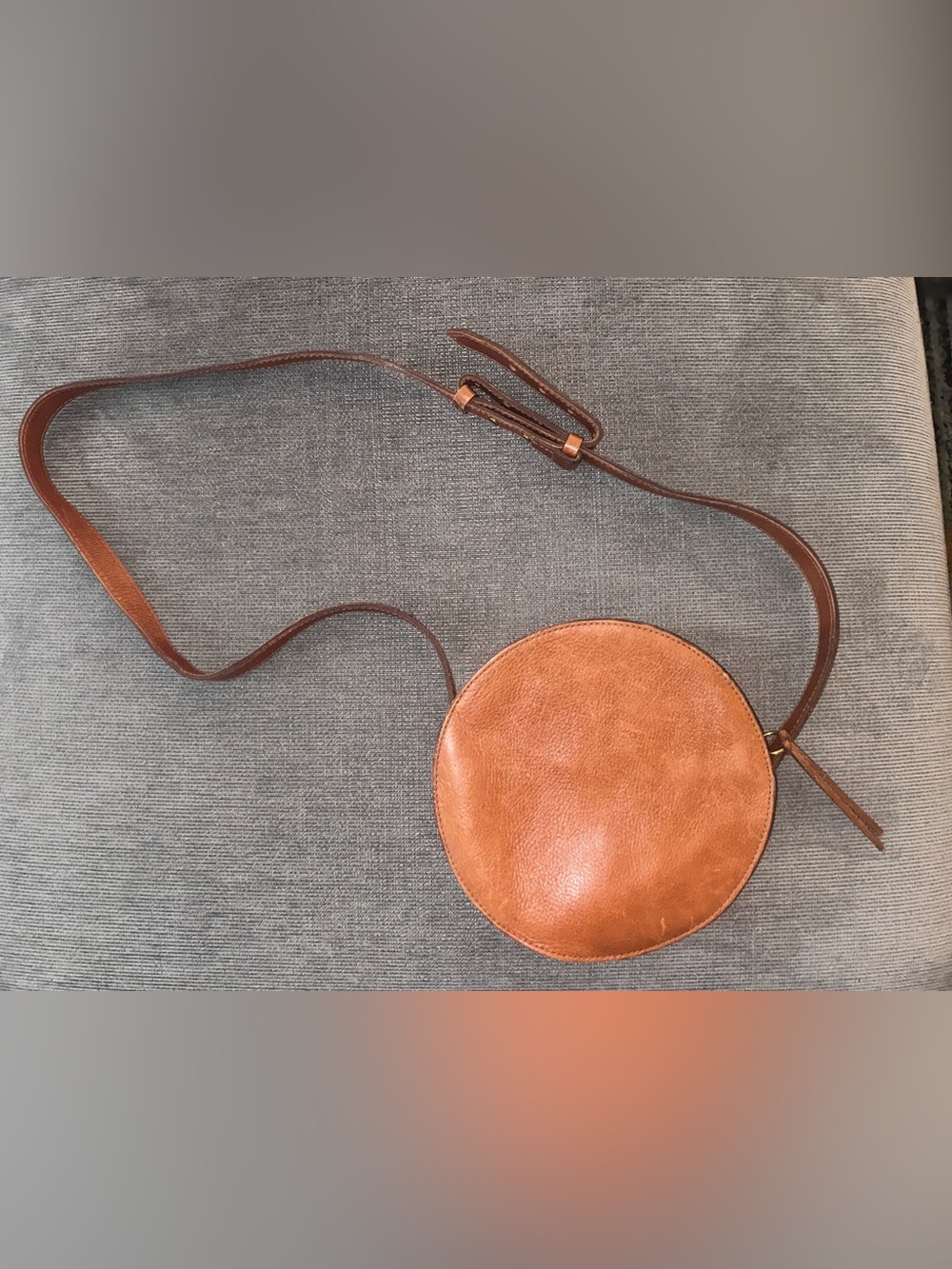 Madewell - Women's Round Crossbody Bag in Cognac Brown